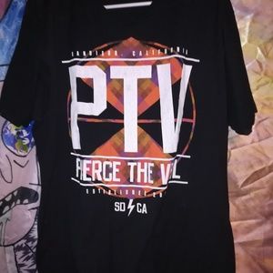 Extra Large Pierce The Veil T-shirt